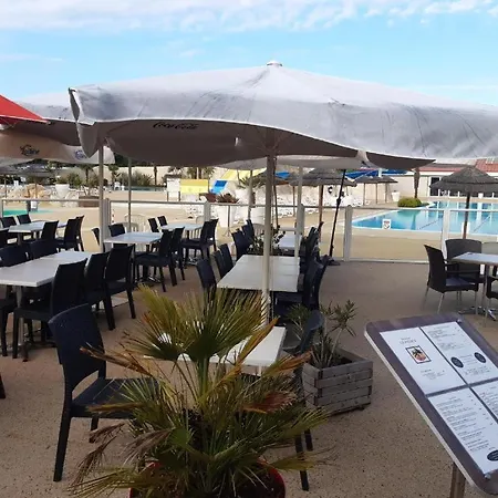 Mobil Luxueux De 40m2 Tout Confort Camping Siblu Les Charmettes La Palmyre